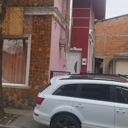 شقة Small With Private Bathrooms Internet بلغراد